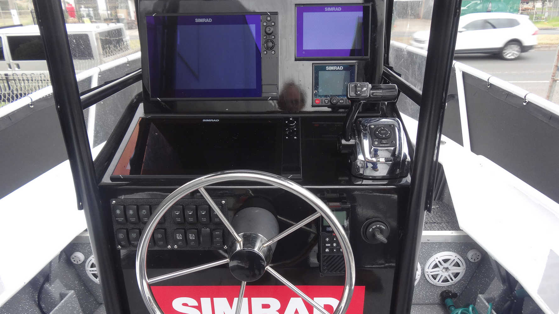 EMC-630CC centre console