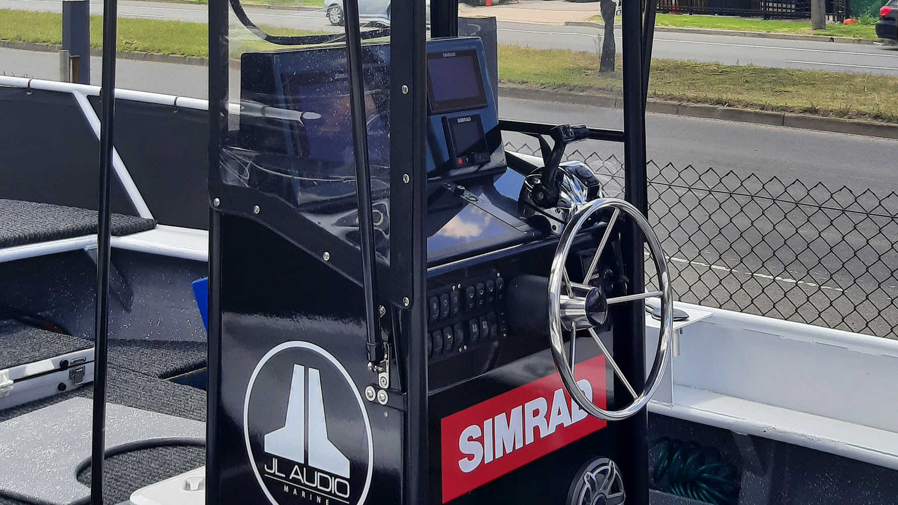 EMC-630CC centre console