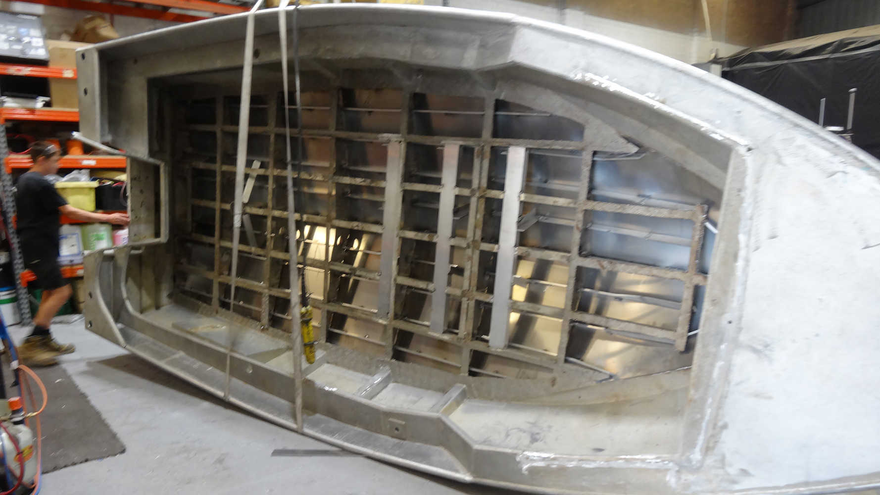 EMC-630CC, new alloy hull bottom