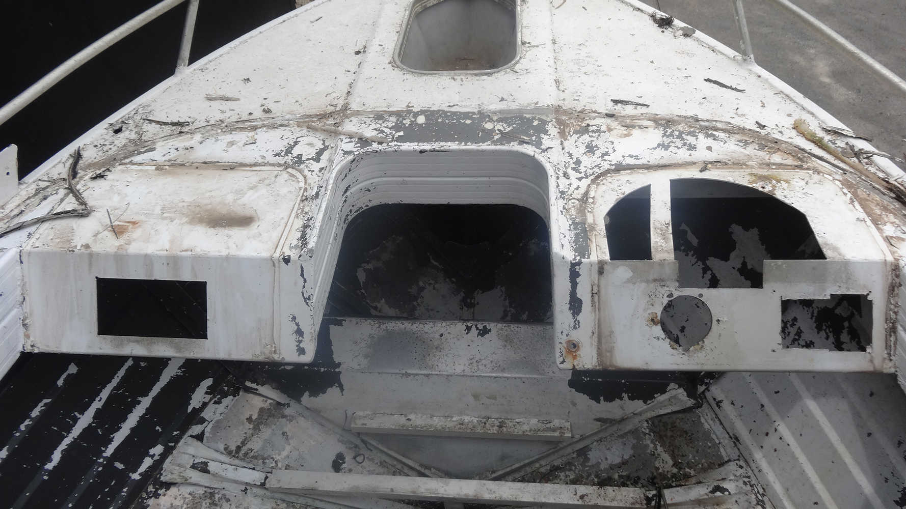 Stacer 460 SunMaster, hull condition